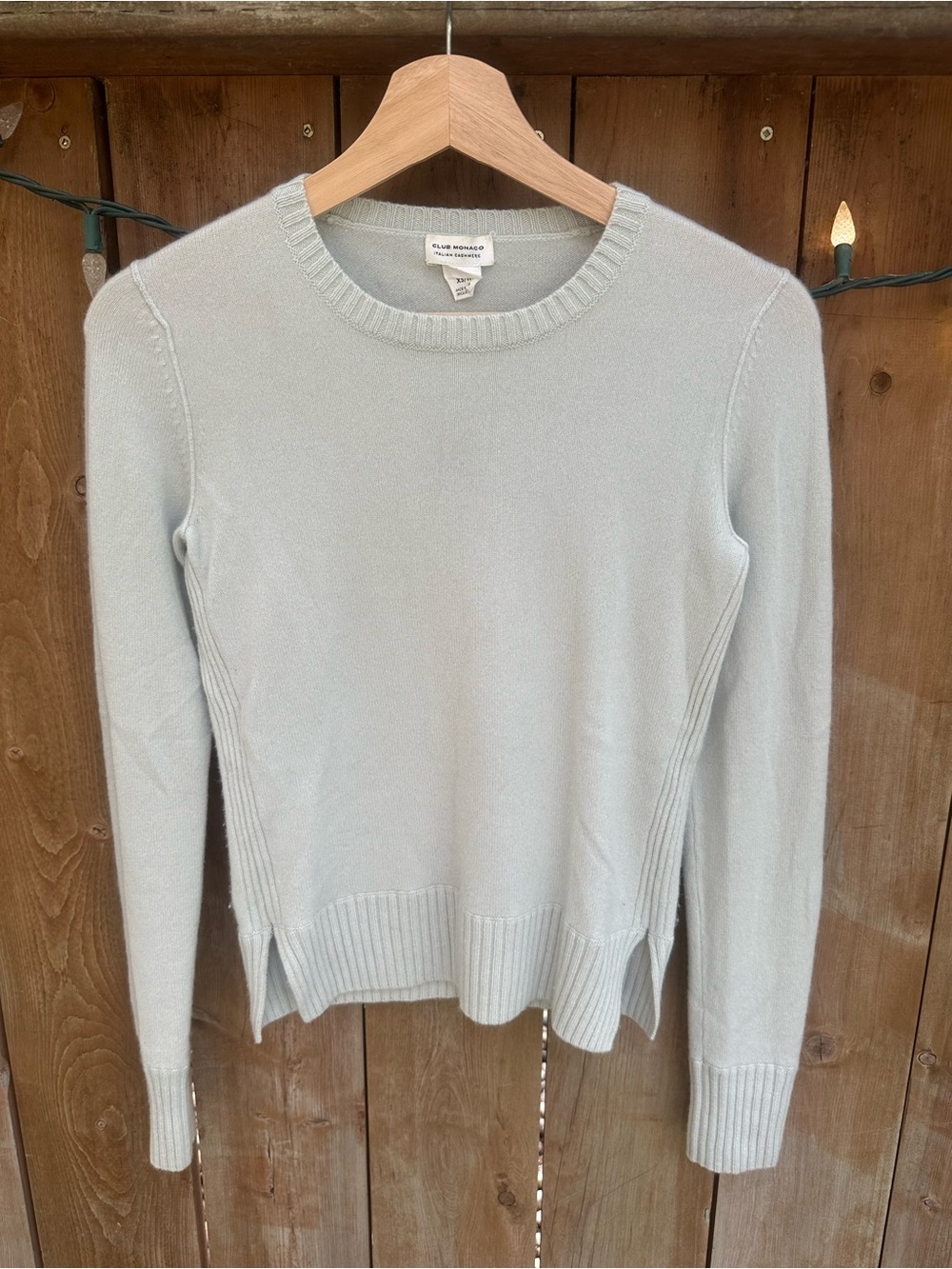 Club Monaco cashmere Women's Crewneck Sweater in Pale Mint